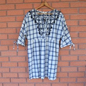 Umgee- Blue & White Dress w/black embroidery